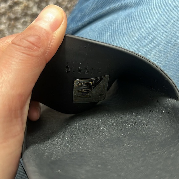 Kids /youth Gucci slides - Picture 4 of 5